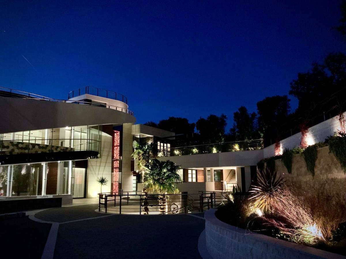 Continuum Ulcinj Exterior foto