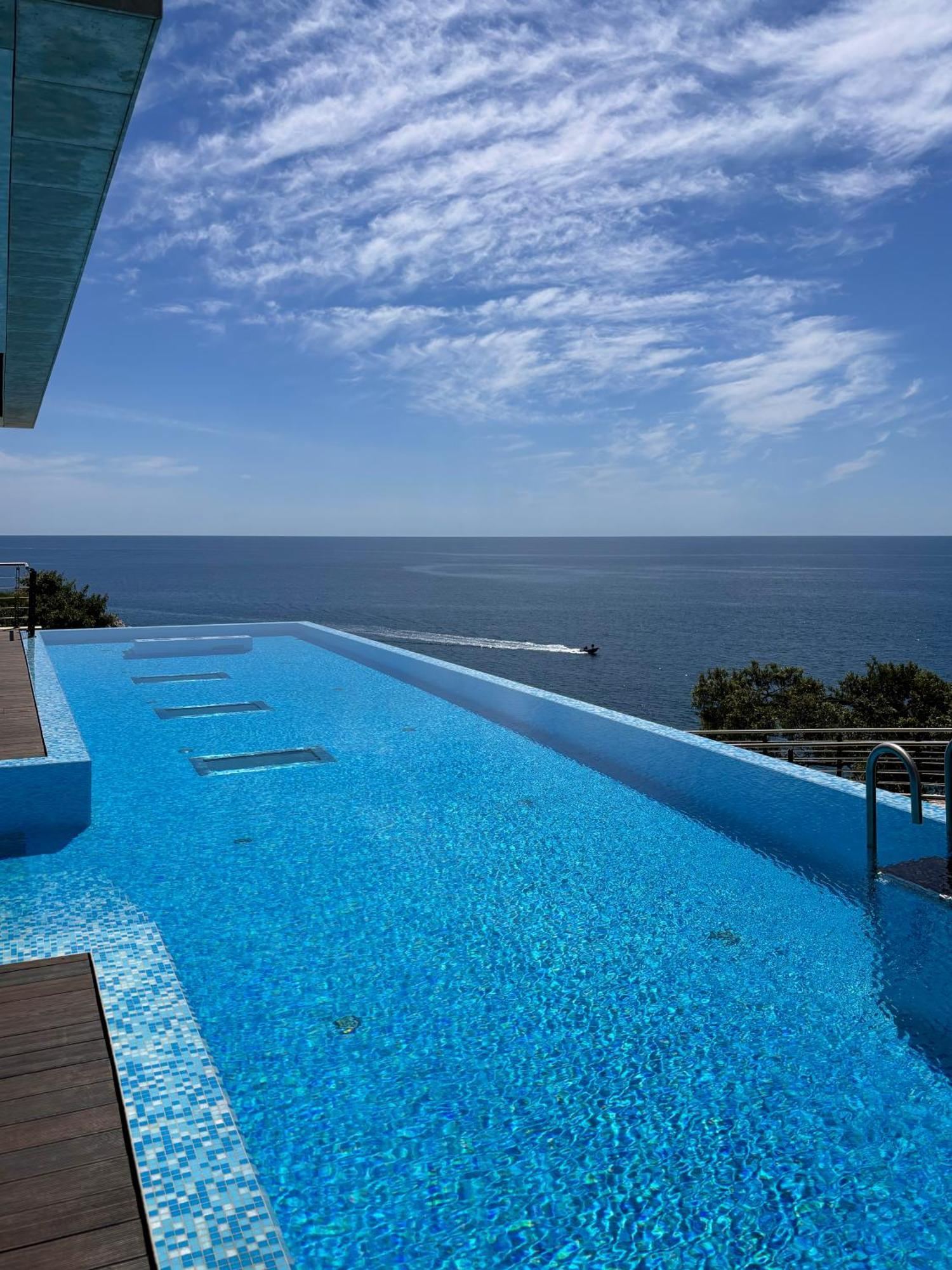 Continuum Ulcinj Exterior foto